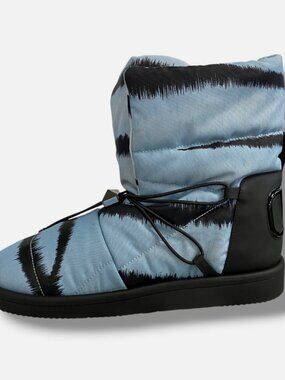 Valentino Garavani Men's Blue Animal-Print Winter Booties Size 41